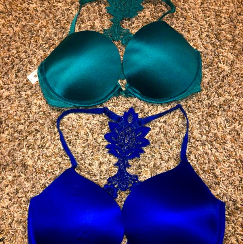 Bra 34d and 34dd